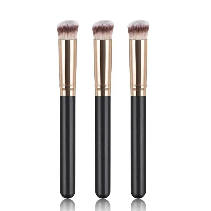 ProBlend™ Dense Face & Under Eye Brush