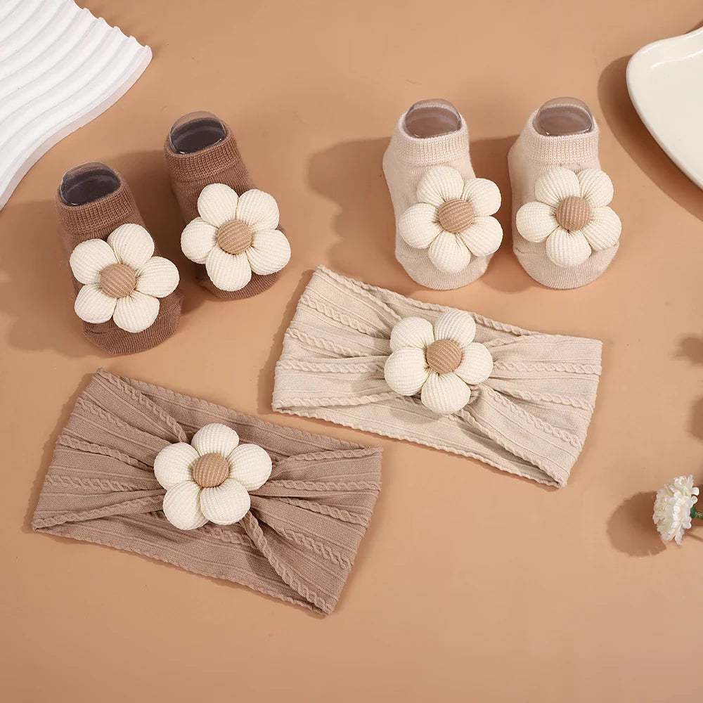 TinyPetal™ Baby Headband & Socks Kit