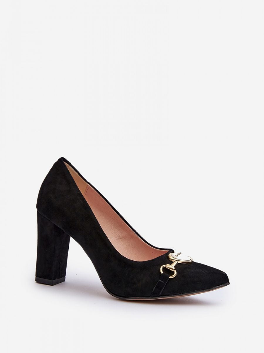 Women's pumps made of suede with heel and heart detail