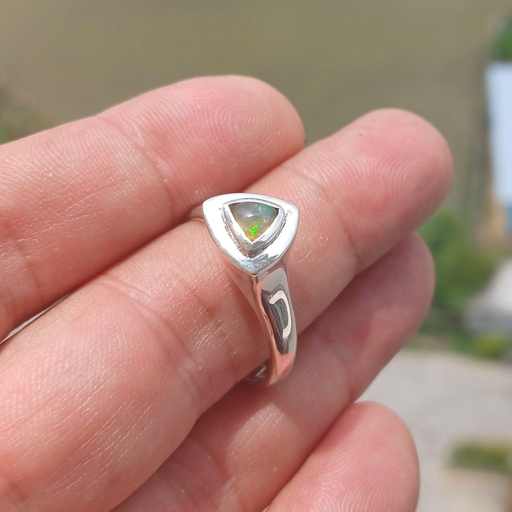Opal ring – 925 sterling silver with triangular opal