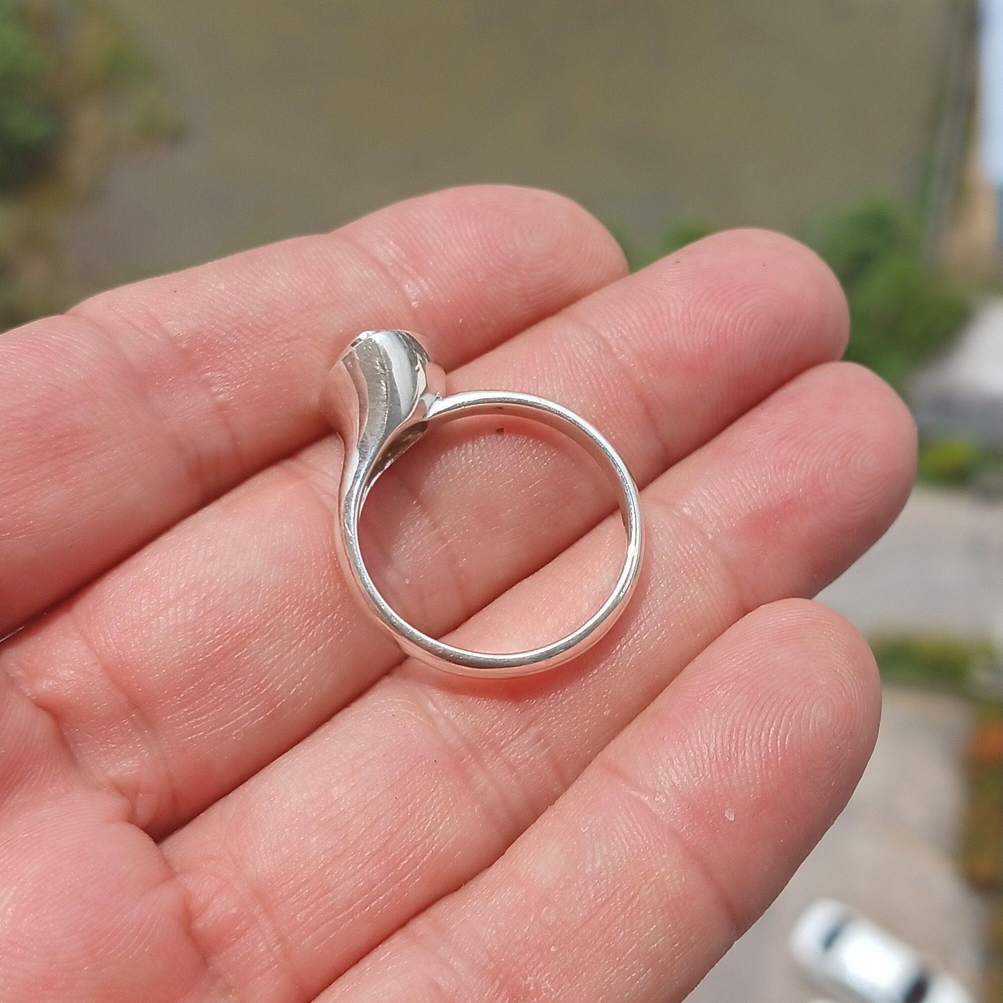 Opal ring – 925 sterling silver with triangular opal