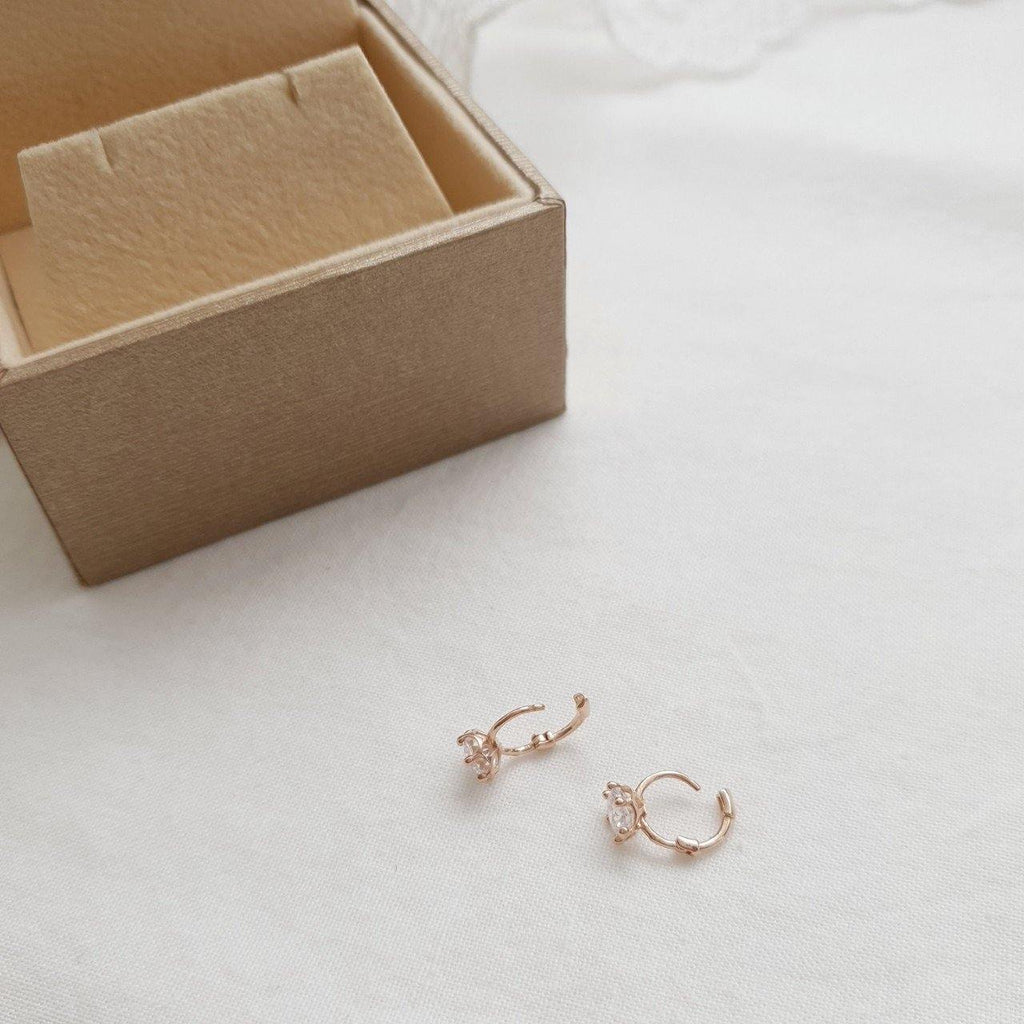 5 mm Cubic Huggie Earring – 14K Massivgold (Gold & Roségold)
