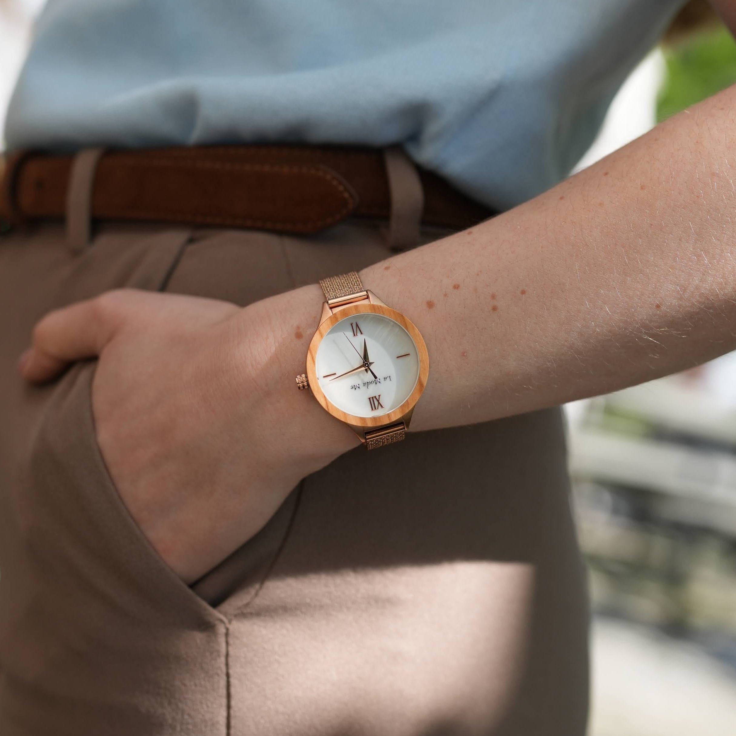 Olivewood Grace – Elegant rose gold watch with olive wood accents