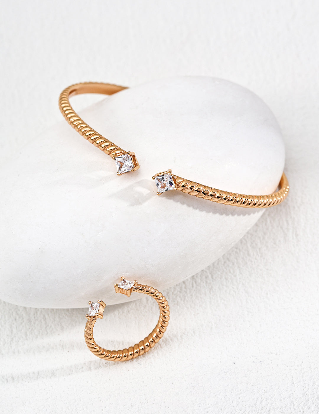 Adjustable cubic zirconia bracelet – 18 karat gold-plated 925 sterling silver